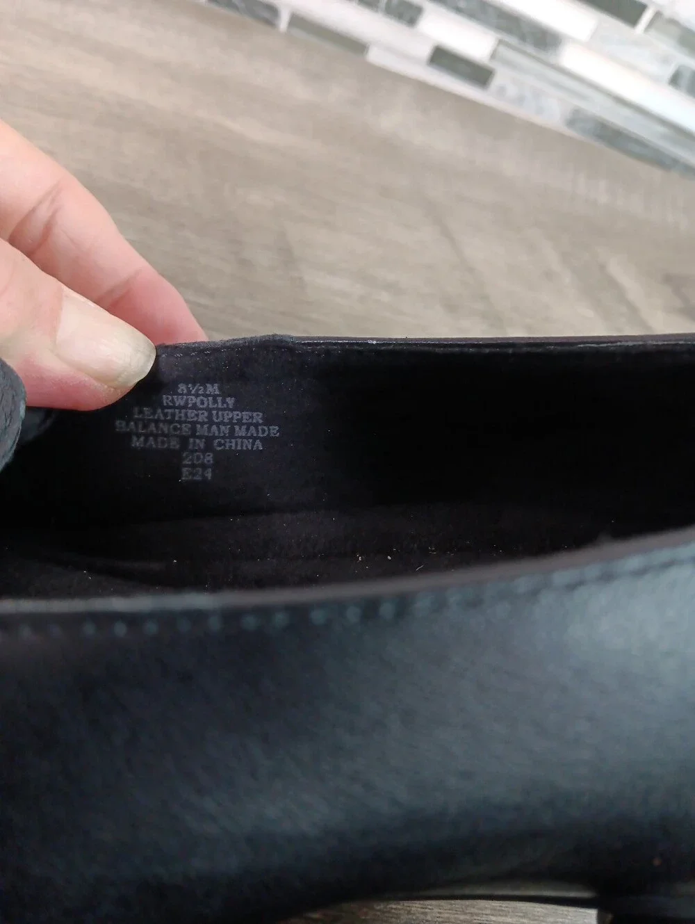 Rockport Womens 8.5M Black Leather Slip On Gold Tone Buckle POLLY